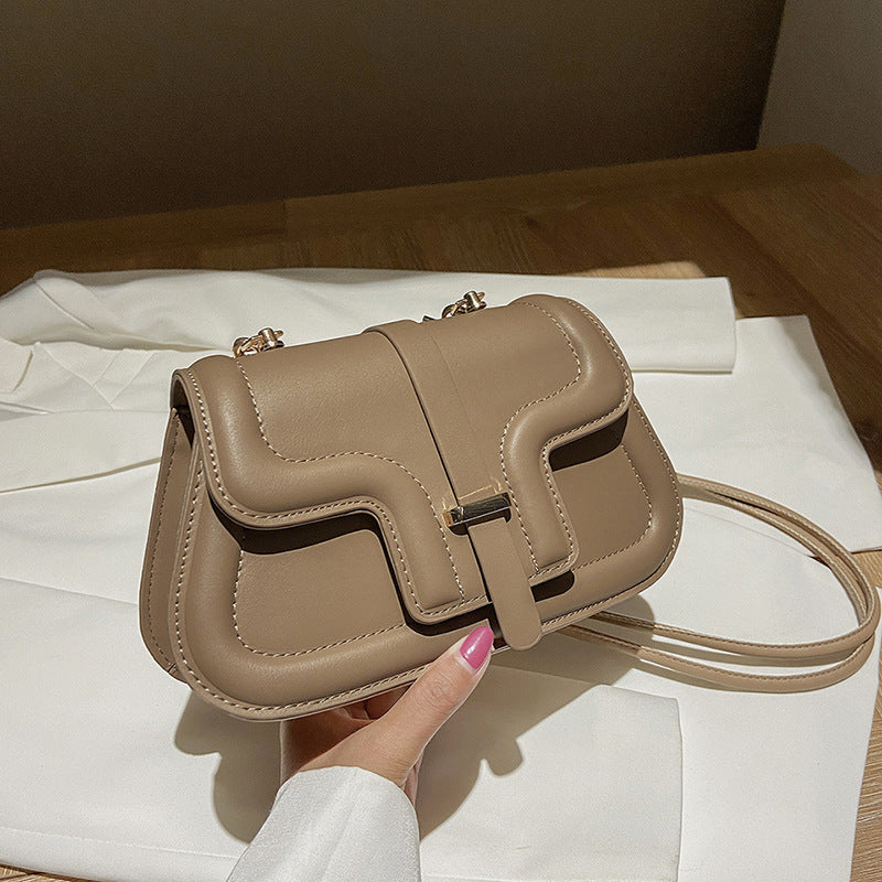 Luxury leather shoulder bag